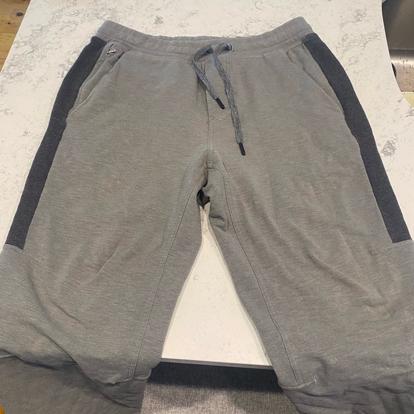 LuLuLemon Sweatpants - Picture 3 of 6